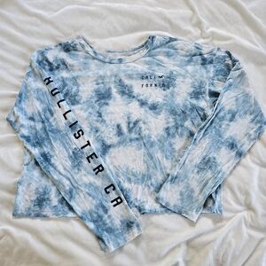 Medium . Blue Tie Dye Graphic Tshirt